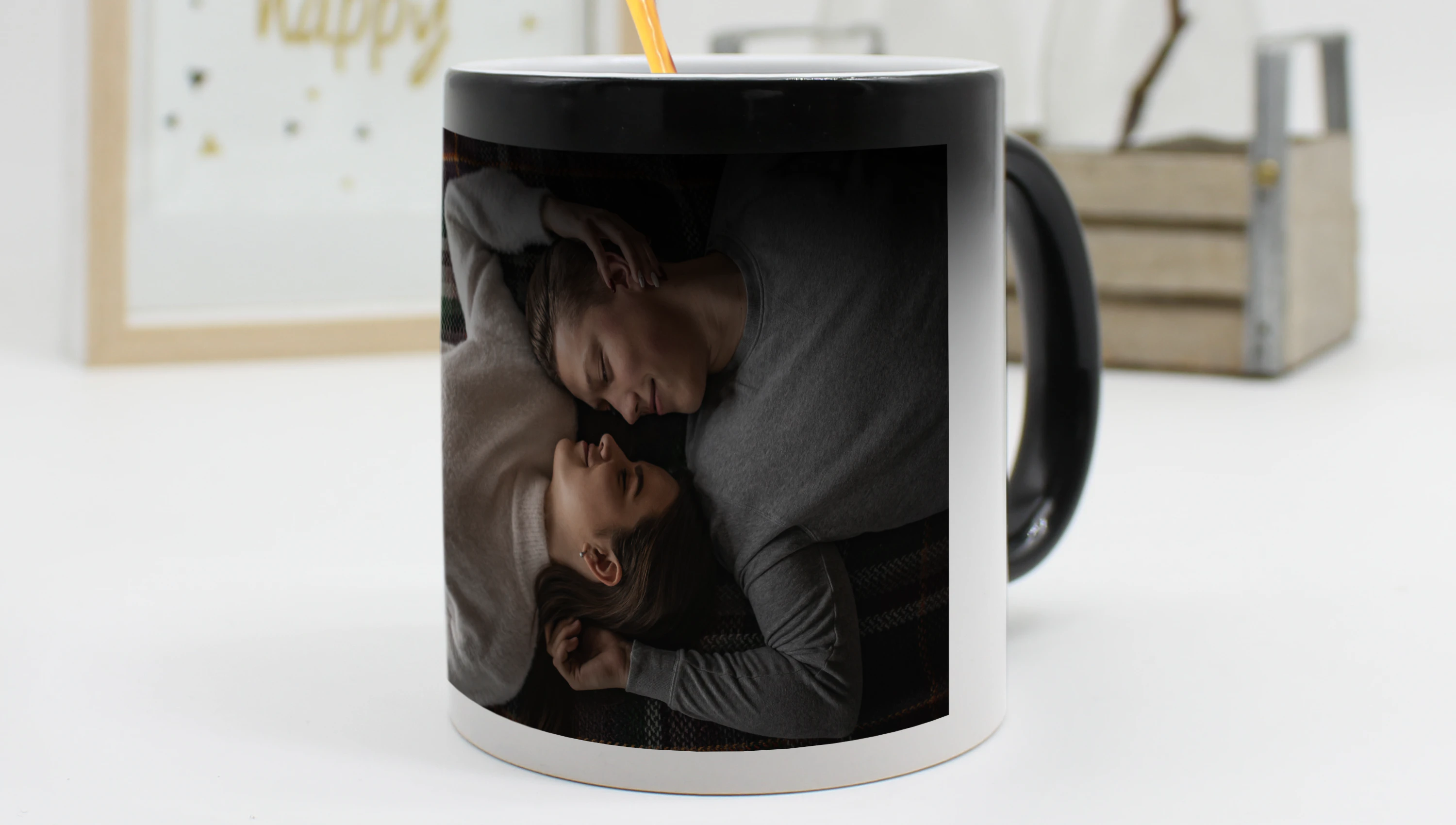 Zaubertasse vs. Fototasse – der Unterschied